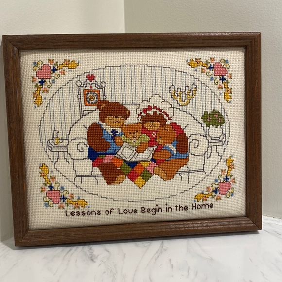 Vintage handmade framed embroidery - Picture 1 of 6
